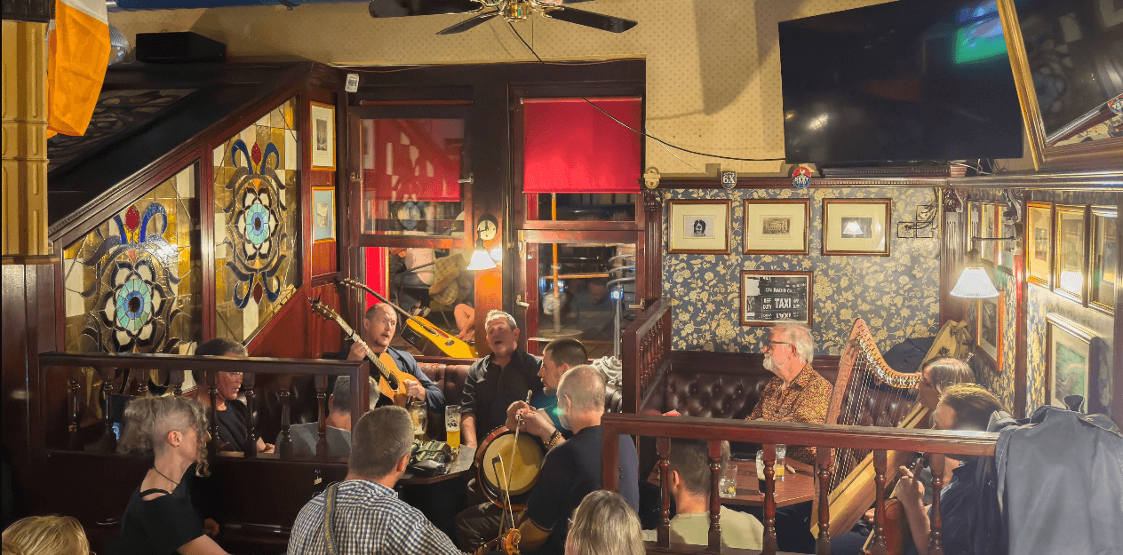 Big Ben Pub — Live music evening